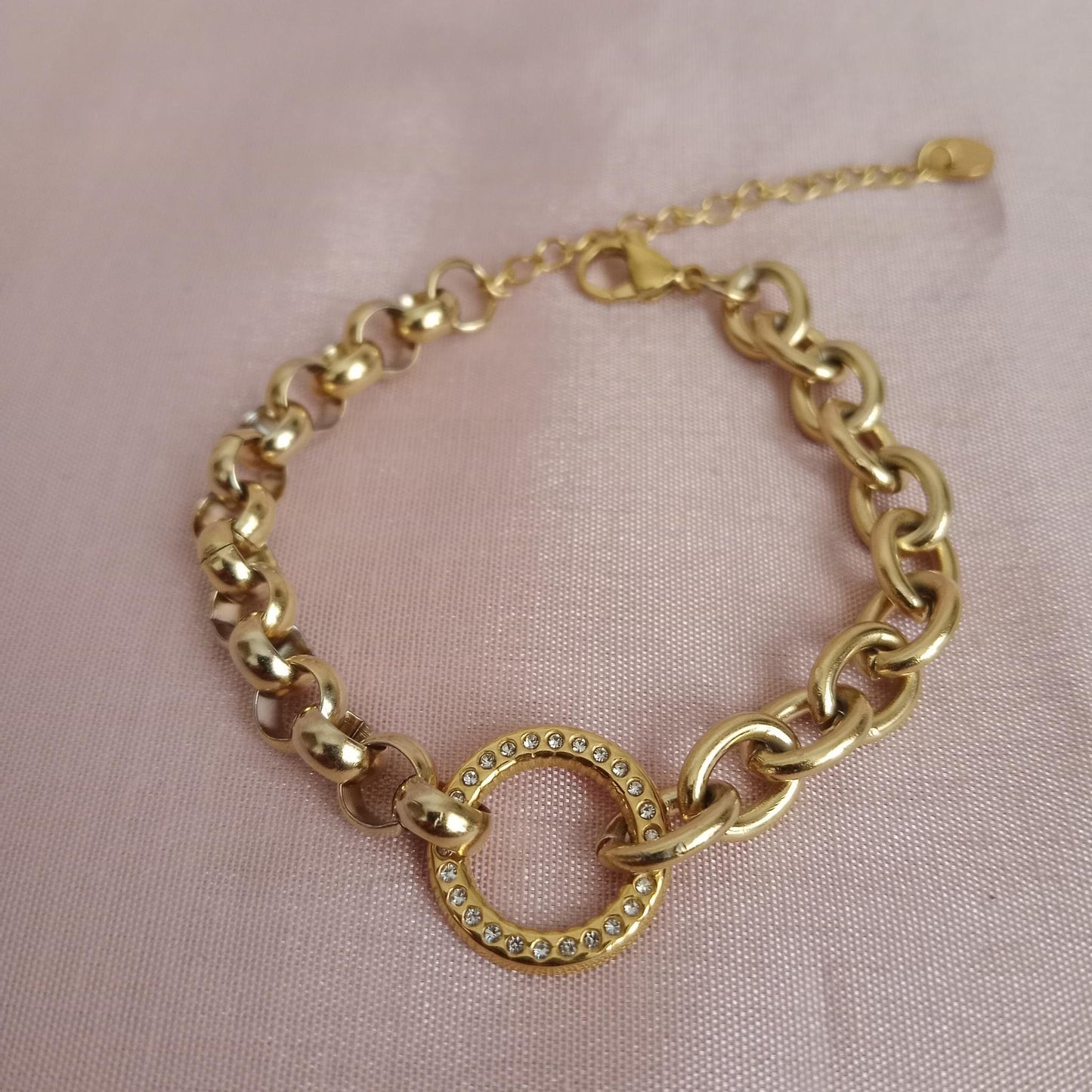 Crystal Ringlink Golden Chain Bracelet bracelet by Blingso