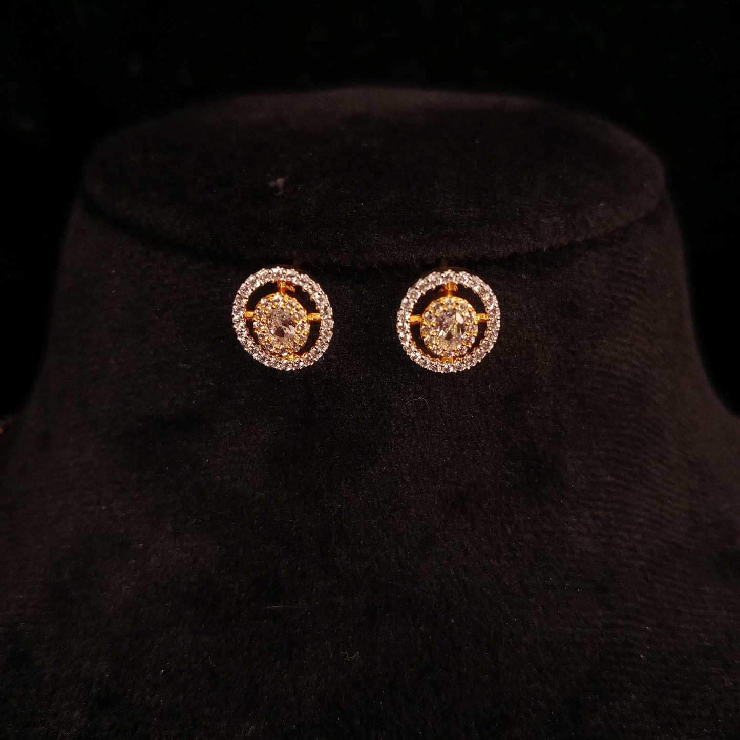 Geometric Motif AD Mangalsutra Set – circle and triangle pendant