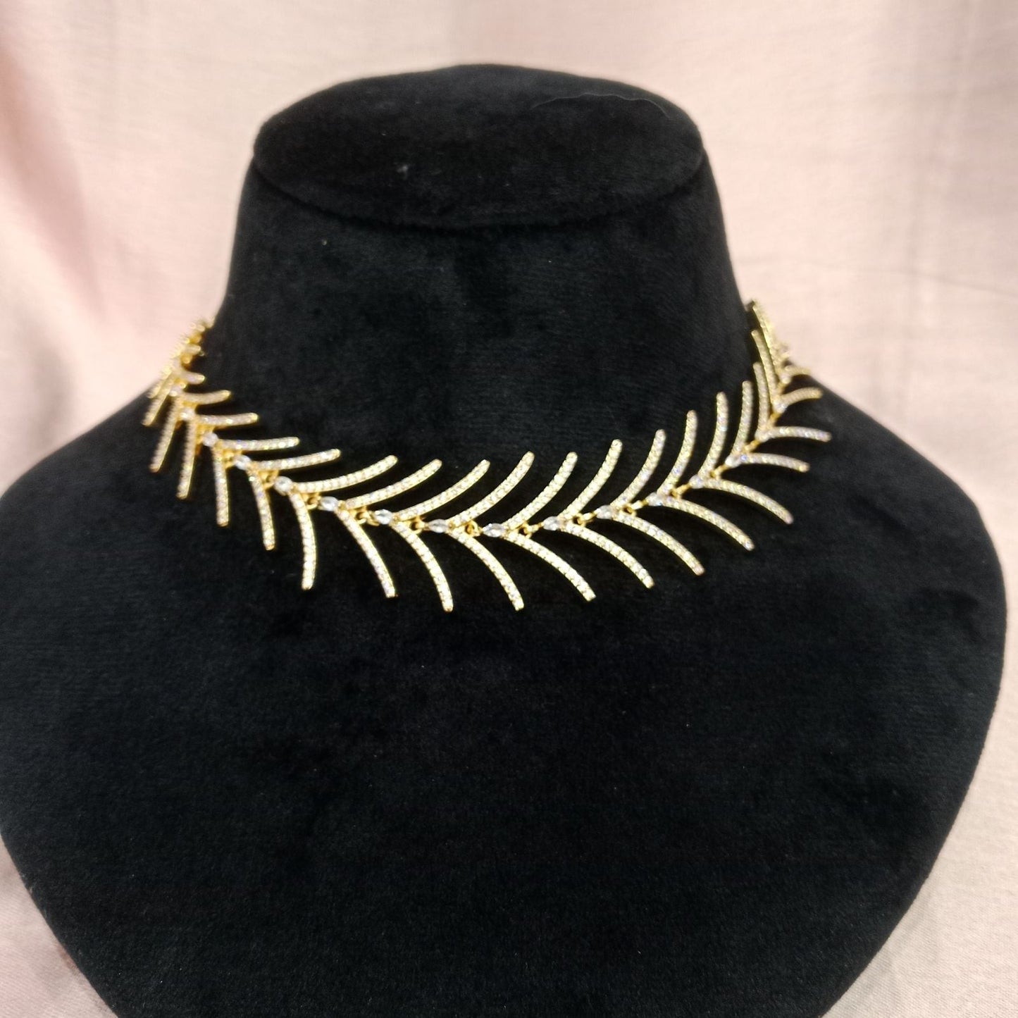 Blingso Leaf Branch Necklace & Earring Set – View 5