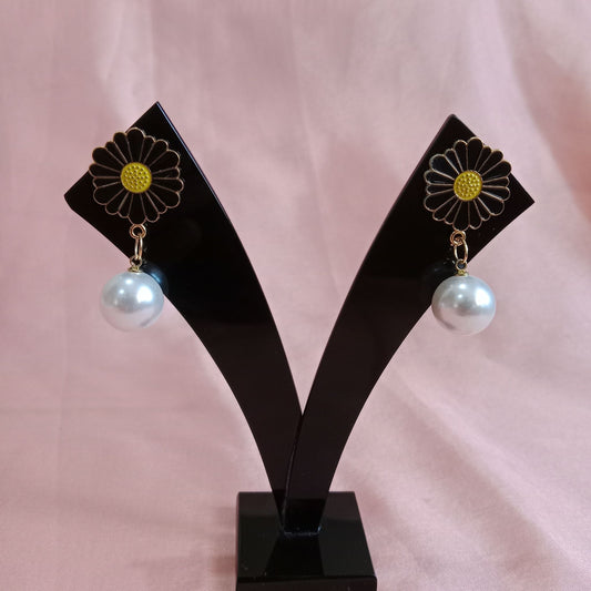 Black Daisy Pearl Drop Earrings