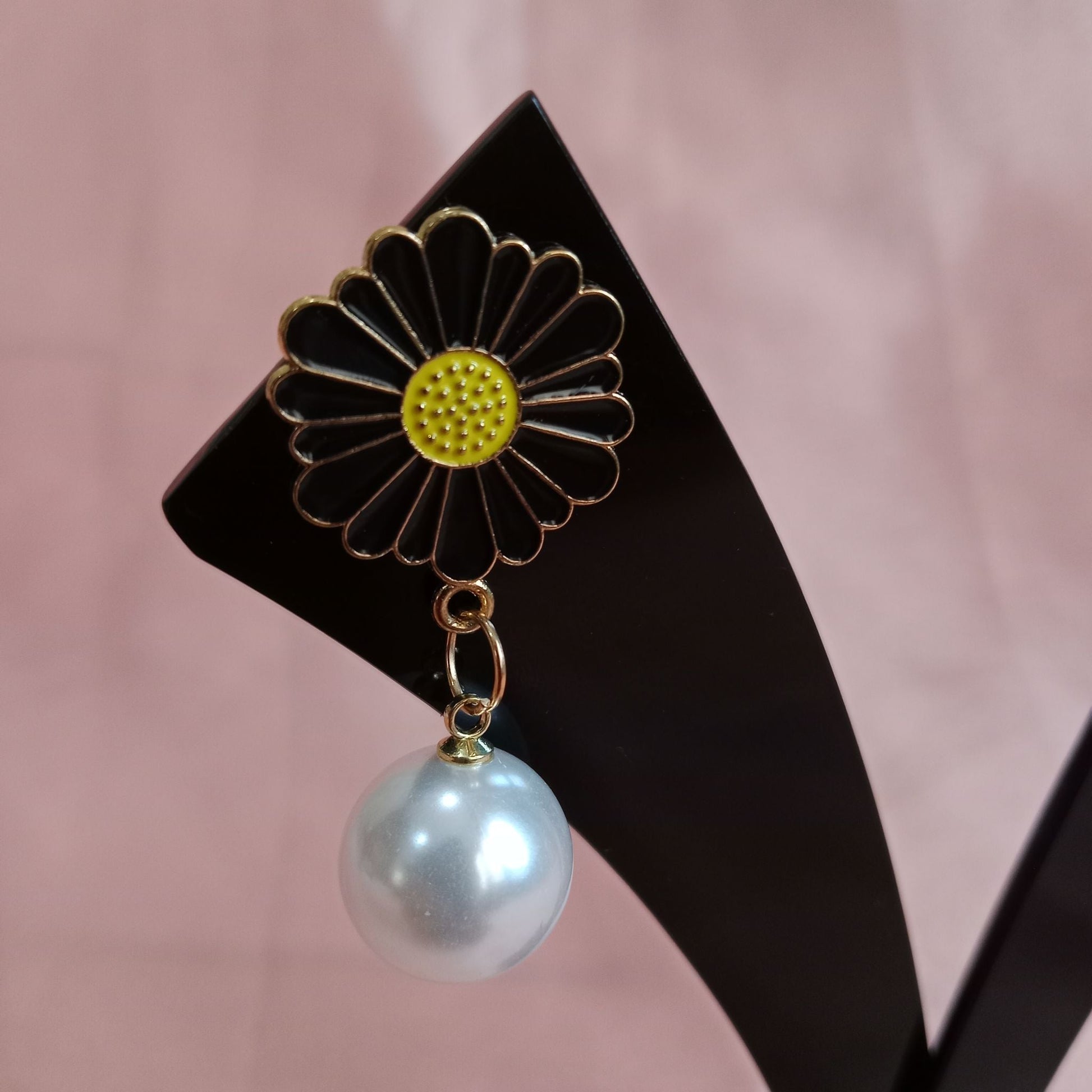 Black Daisy Pearl Drop Earrings