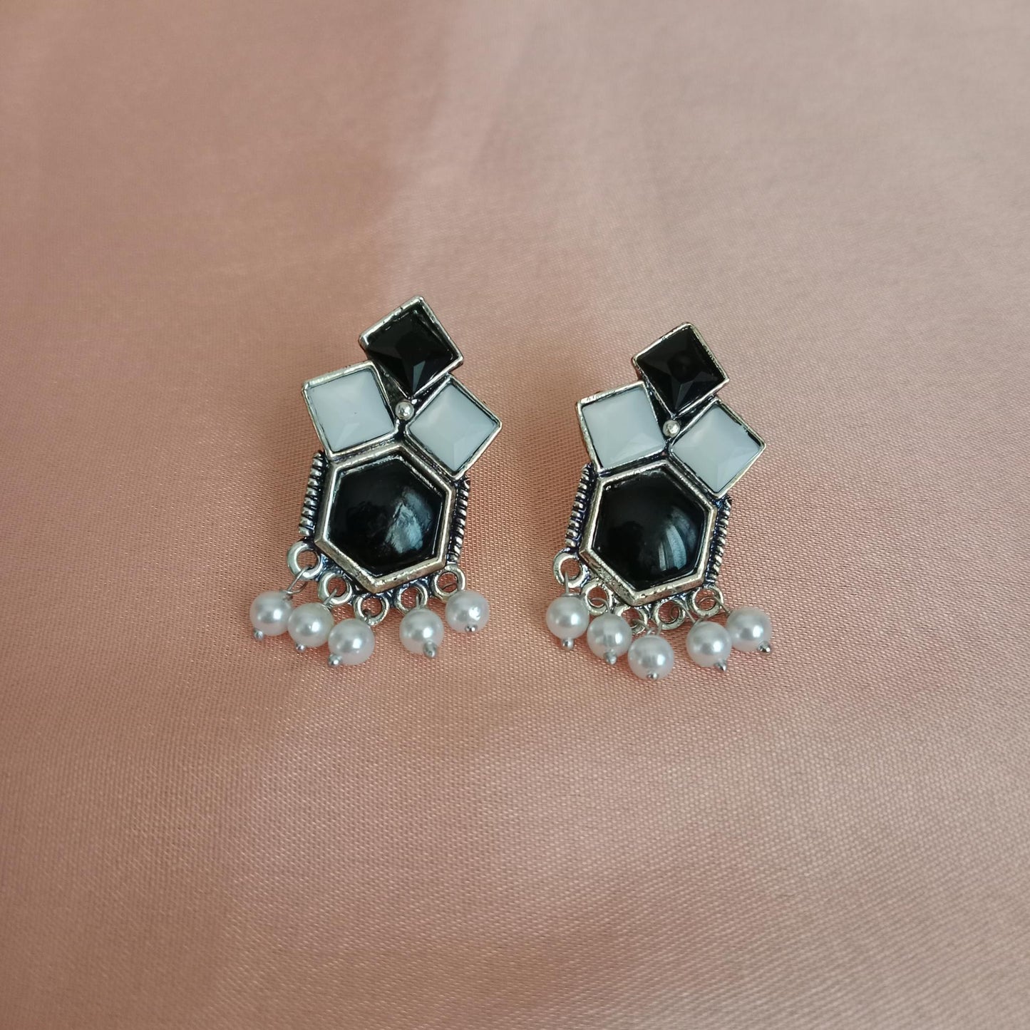 Black White Geo Pearl Earrings
