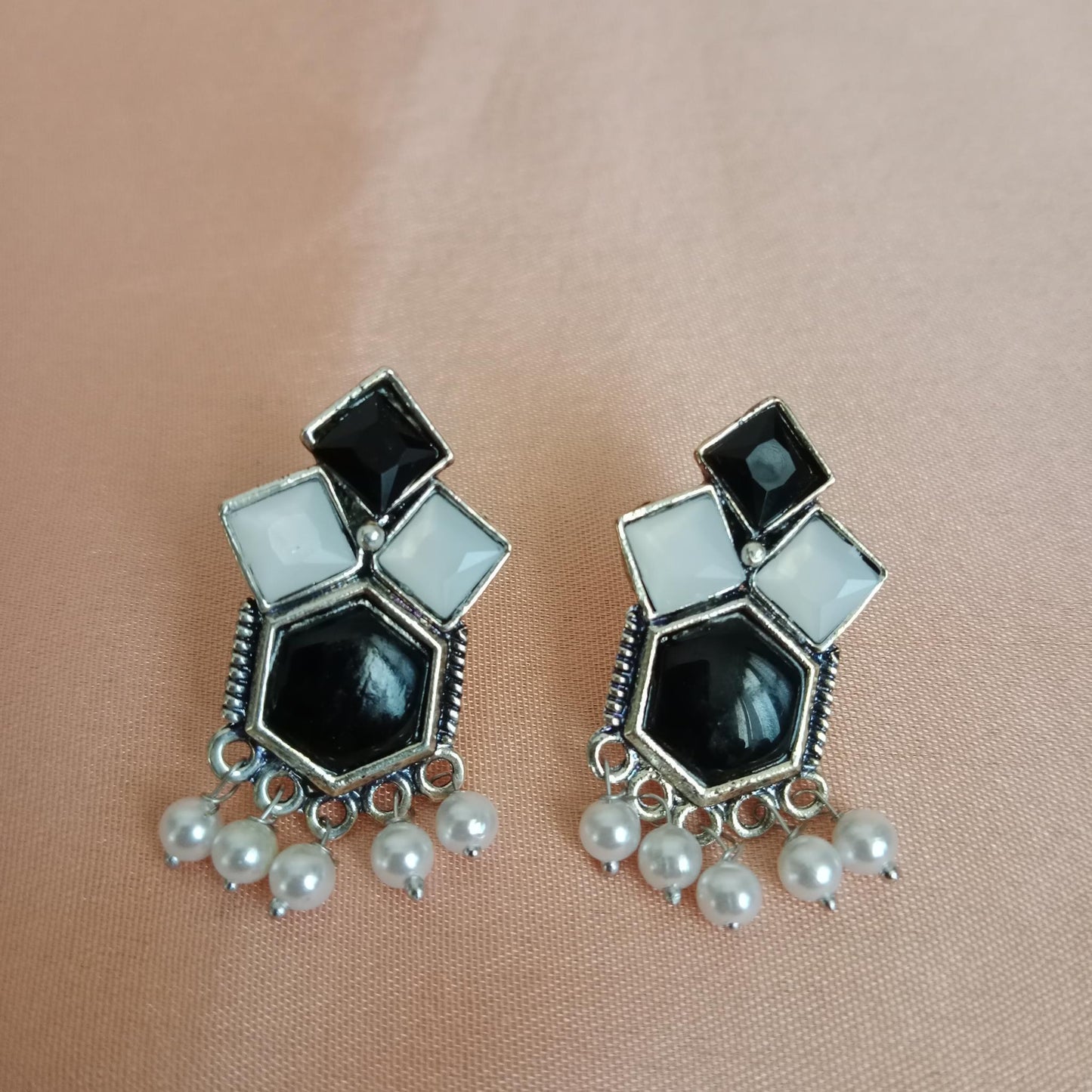 Black White Geo Pearl Earrings