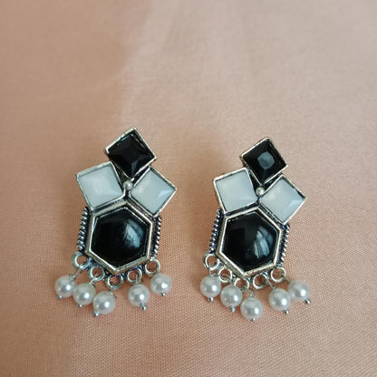 Black White Geo Pearl Earrings