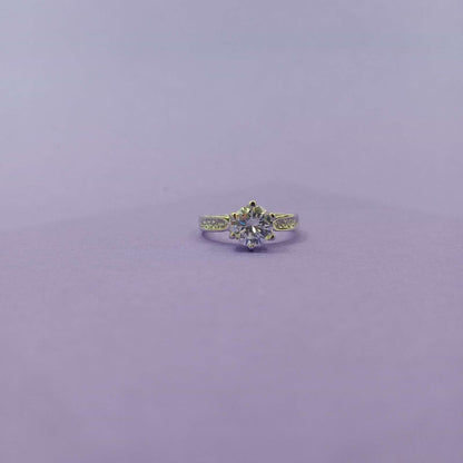 Blingso Classic Solitaire Crown Ring – View 5