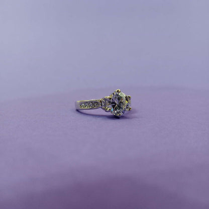 Blingso Classic Solitaire Crown Ring – View 4