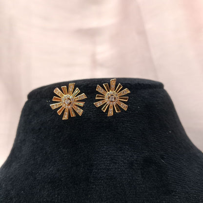 Blingso Daisy Floral Necklace & Earring Set – View 3