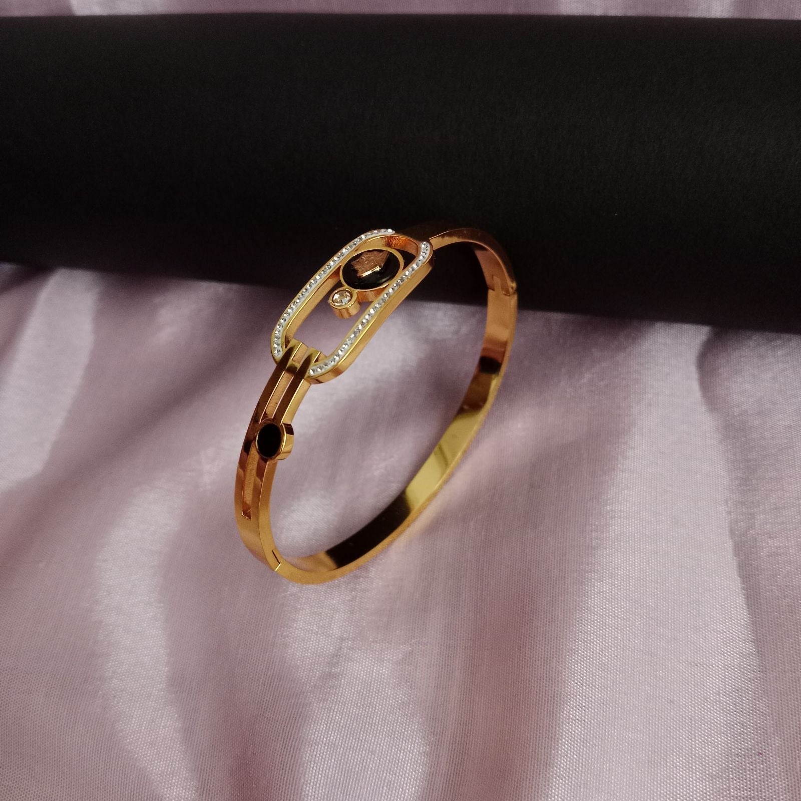 Blingso Elegant Black & Golden Bracelet – View 3