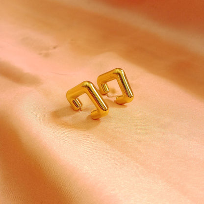 Golden Chunky Curve Stud Earrings