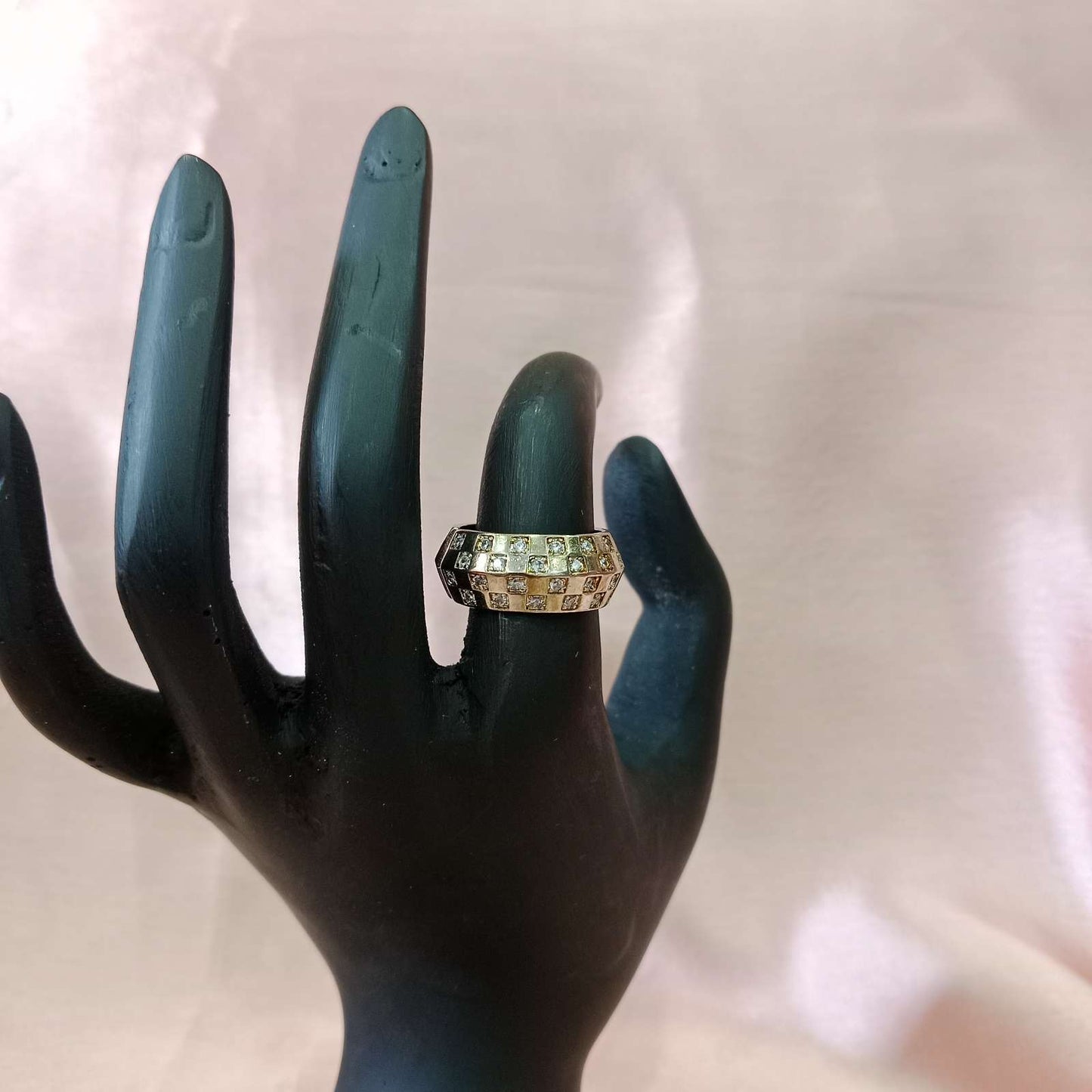 Blingso Luxe Golden Block Ring – View 3