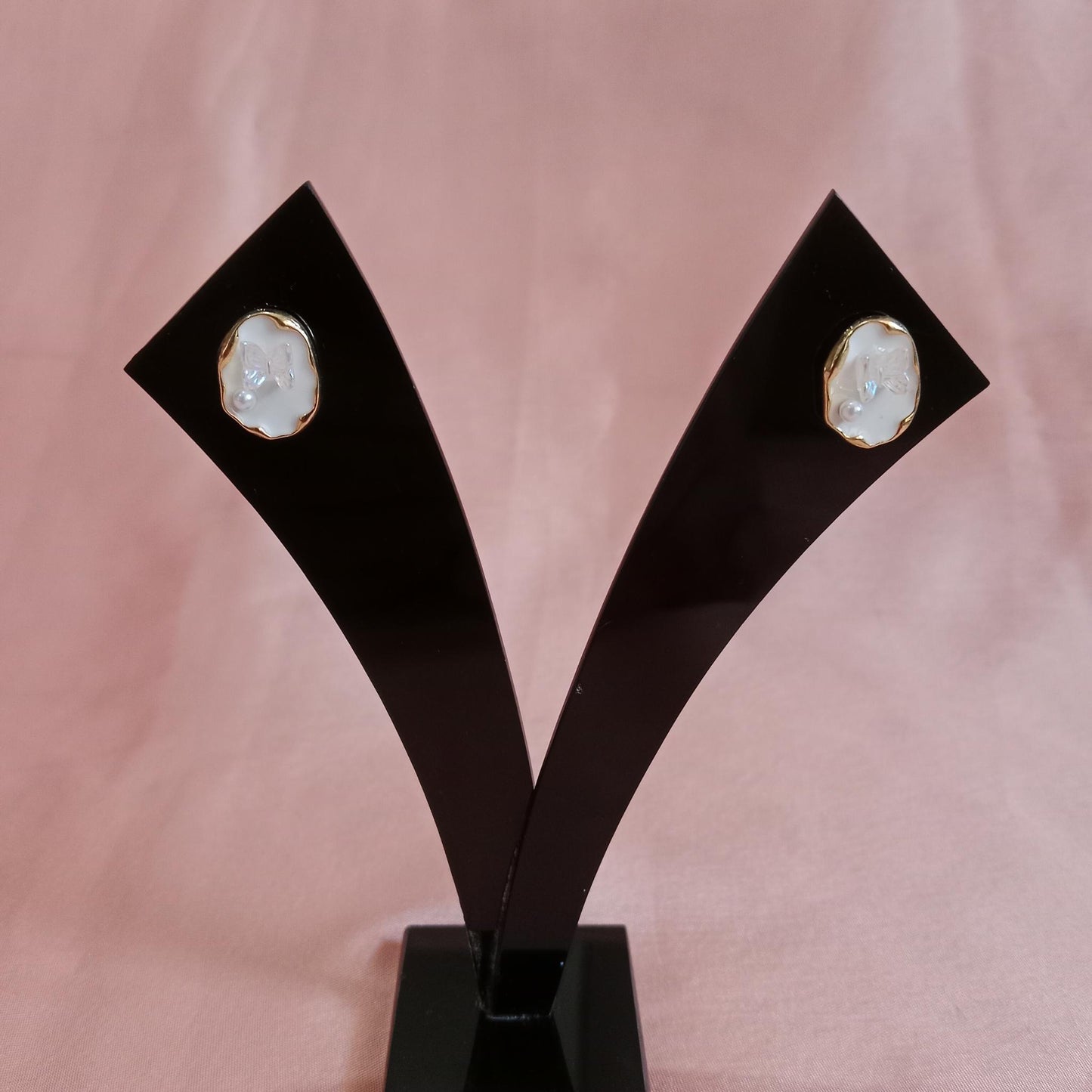 Oval Pearl Butterfly Earrings