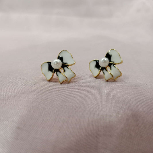 Pearl Bow Earrings – black & white enamel bow studs