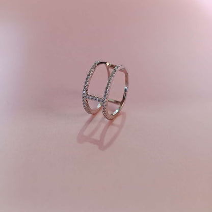 Blingso Sparkling H-Style Ring – View 4