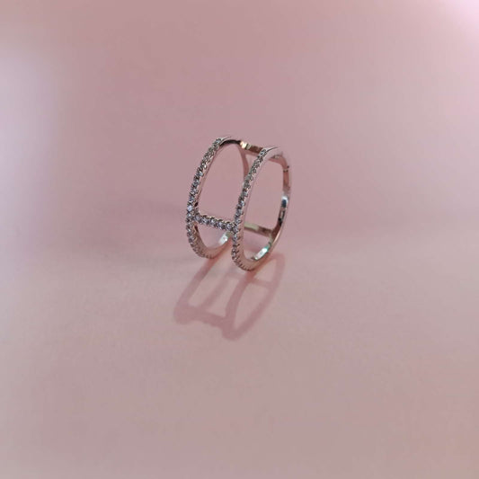 Blingso Sparkling H-Style Ring – View 4