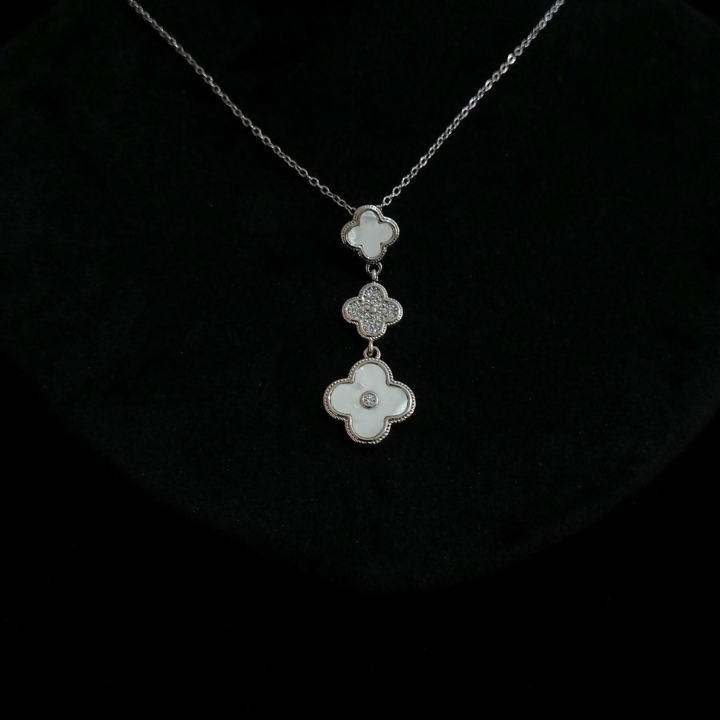 White Triple Floral Silver Pendant Neckpiece view 2