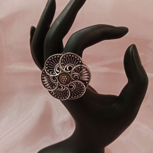 💫 Oxidized Spiral Petal Adjustable Ring – Vintage Chic by Blingso